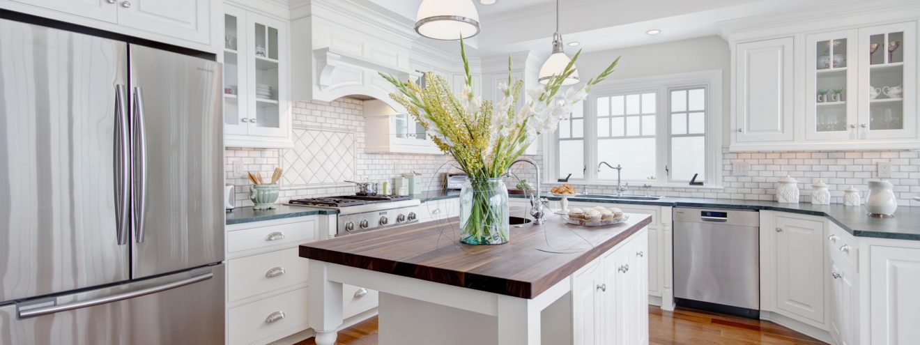 Spacious Spring Kitchen